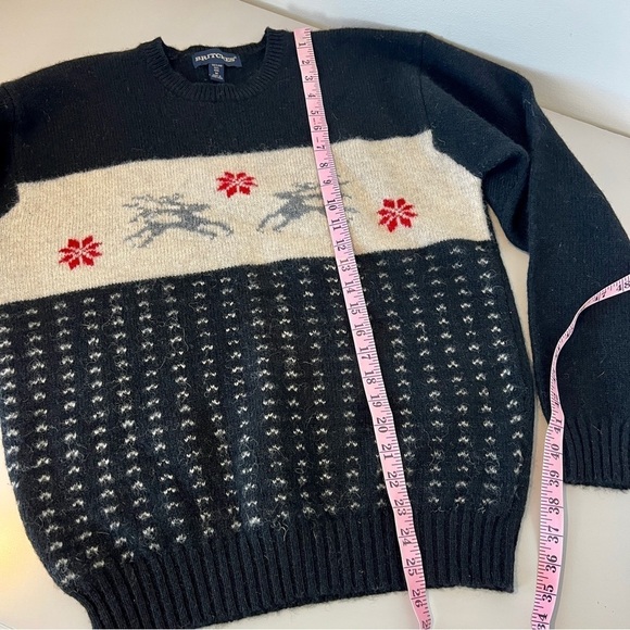 Vintage 100% Shetland wool reindeer winter Christmas Holiday sweater by Britches - Picture 5 of 5